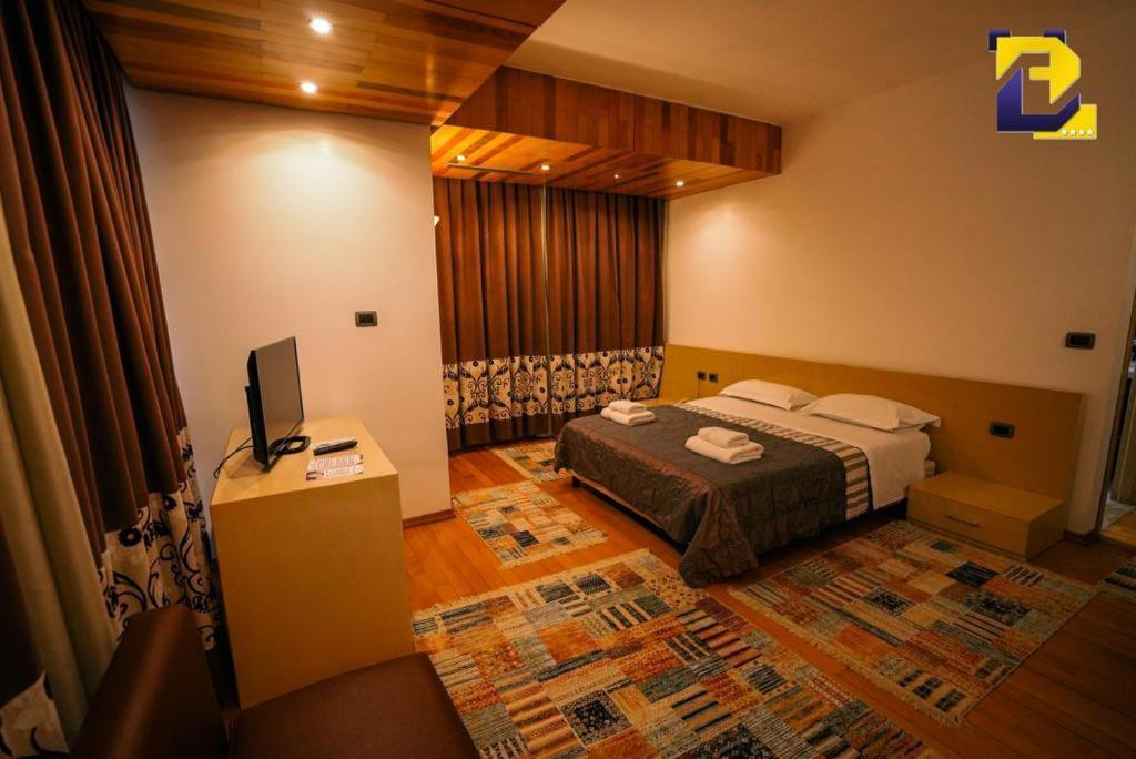 Hotel Bermon Tirana Exteriér fotografie